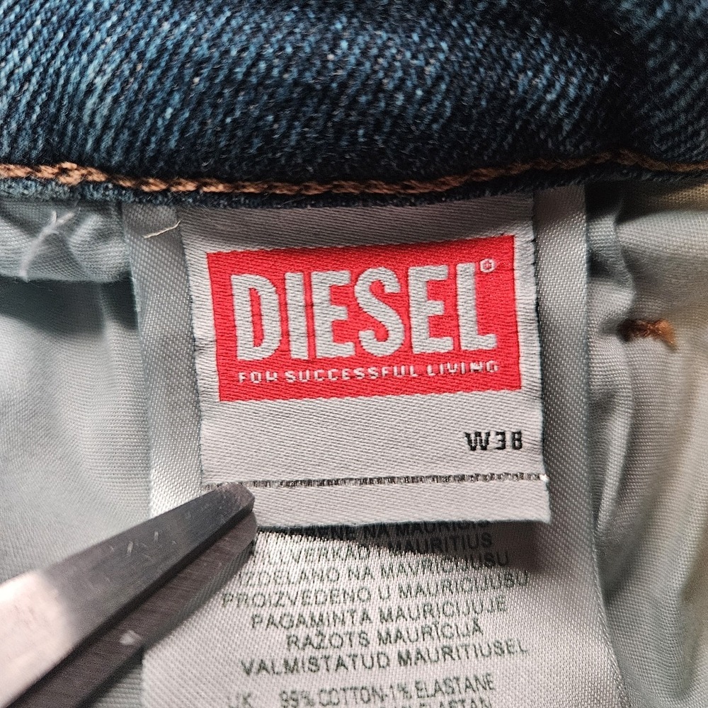 Diesel 2006 D-Fining Tapered Button Fly Blue Jeans Men's 38 (38x27.5) Whiskering - Picture 7 of 14